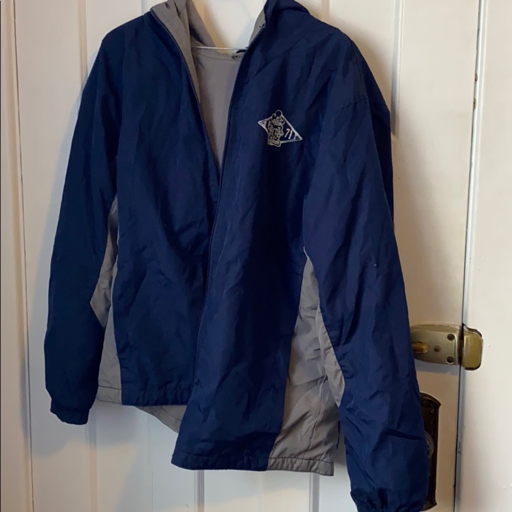 Hooded rain coat